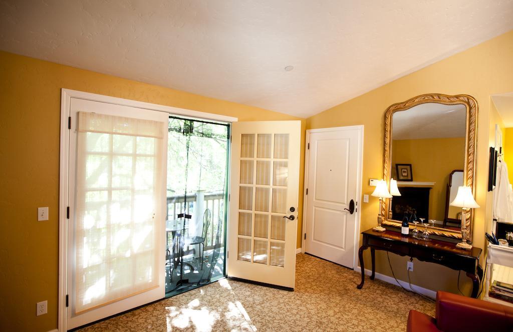 The Inn On First Napa Camera foto
